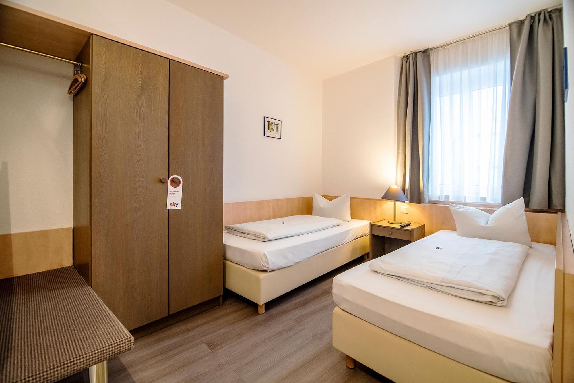 Hotel Weidenhof Regensburg Ngoại thất bức ảnh